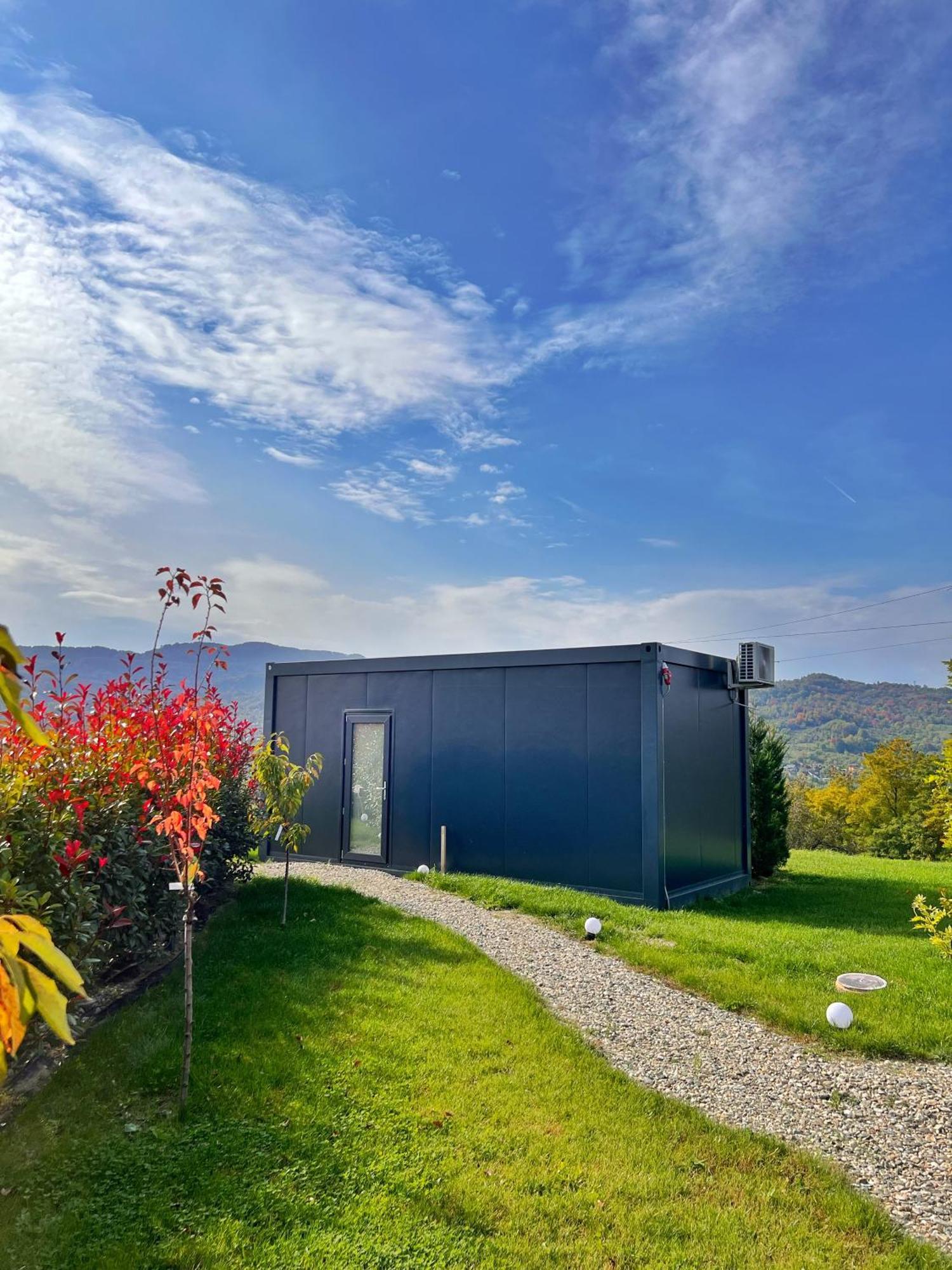 Flandra Glamping Hotel Corbeni Exterior photo