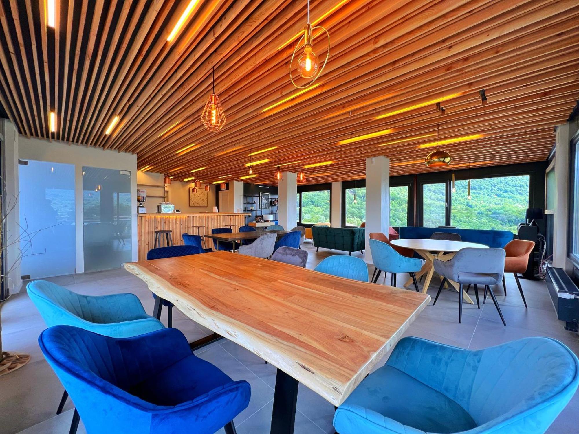 Flandra Glamping Hotel Corbeni Exterior photo
